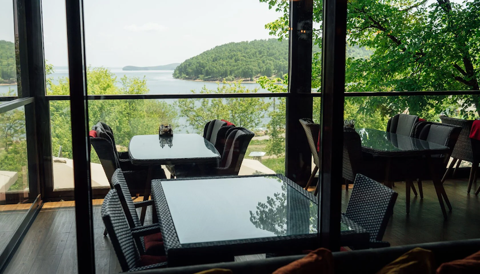 Фото №2 зала Утепленная веранда