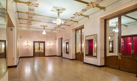 Фото №3 зала Зал «Зеркальный»