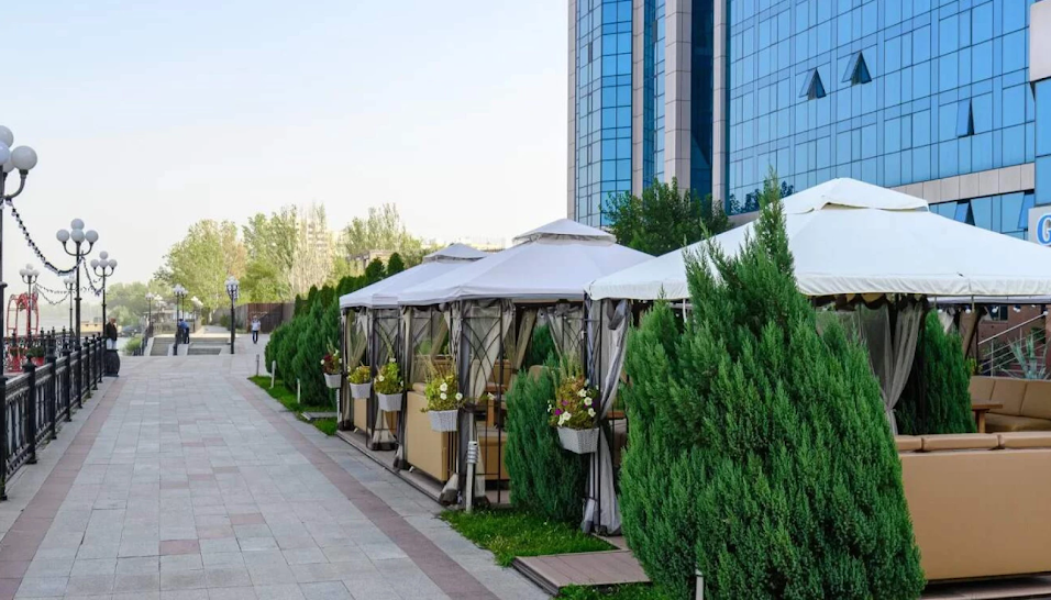 Фото №1 зала Веранда 