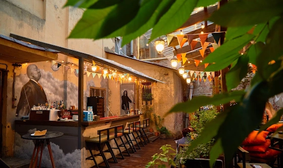 Фото №1 зала Дворик