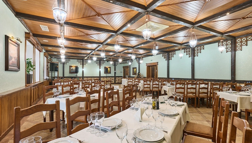 Фото №10 зала Зал «Застольная»