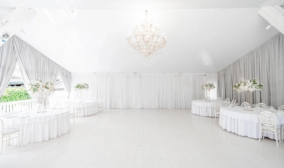 Фото №8 зала Шатер «У озера»