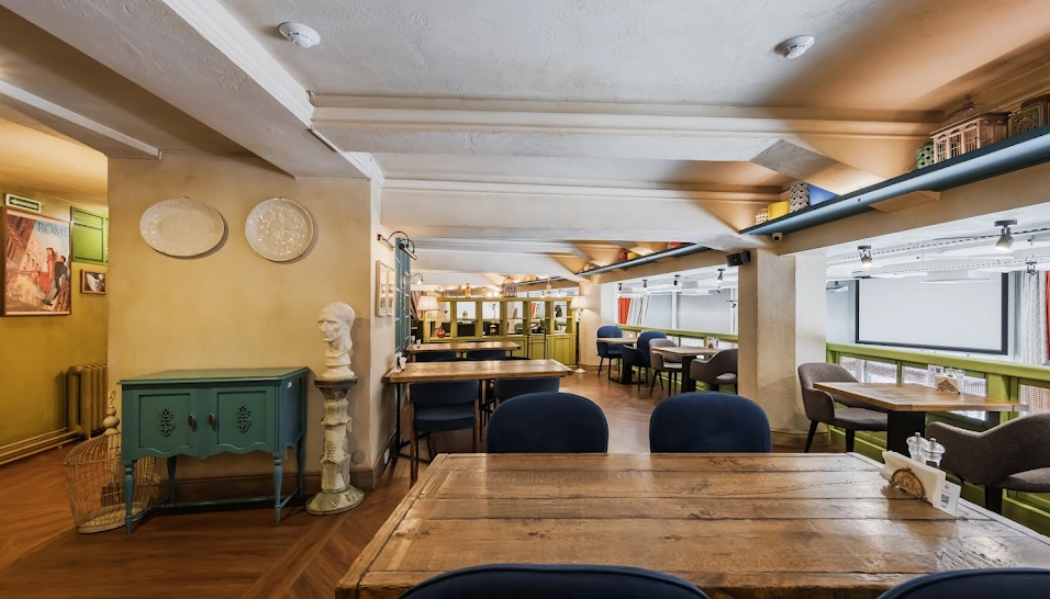 Фото №12 зала Банкетный зал на 2 этаже