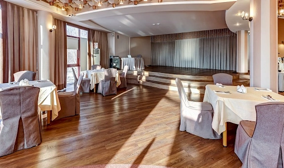 Фото №15 зала Зал ресторана