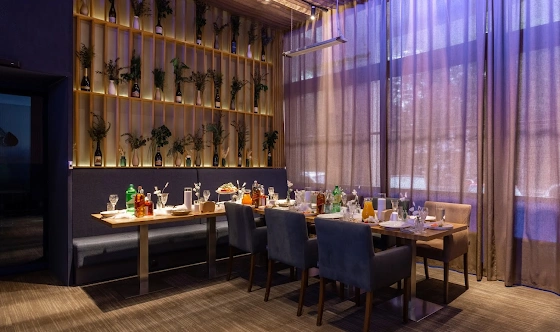 Фото №18 зала Зал «‎Винный»