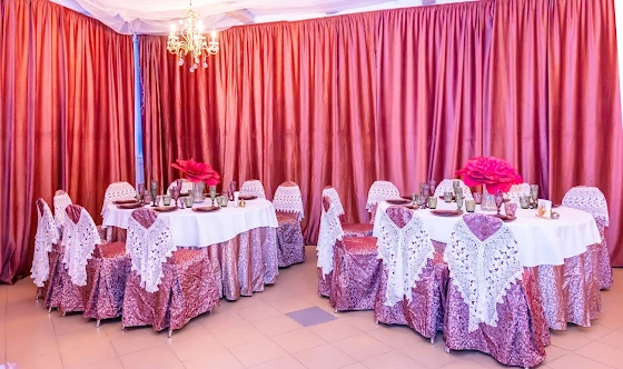 Фото №4 зала Коттедж с банкетным залом