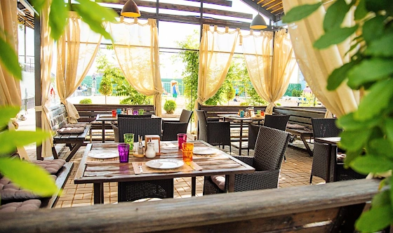 Фото №4 зала Летняя веранда