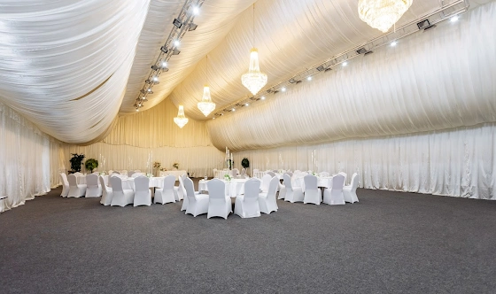 Фото №8 зала Банкетный шатер "Сияние"