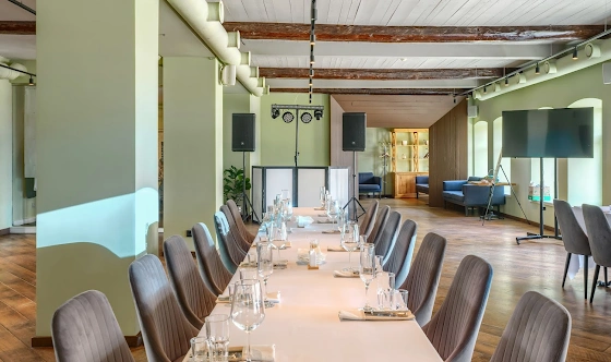 Фото №15 зала Зал на 2 этаже