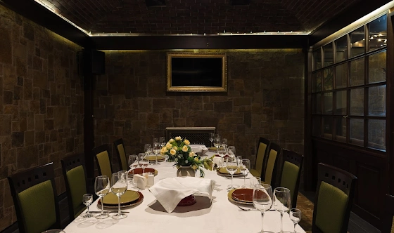 Фото №1 зала VIP-комната караоке 2 