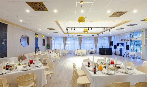 Фото №15 зала Зал ресторана