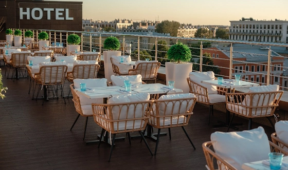 Фото №2 зала Терраса "Небо на крыше"