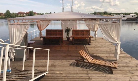 Фото №1 зала Понтон