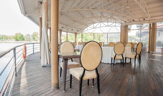 Фото №16 зала Шатер на пирсе №4