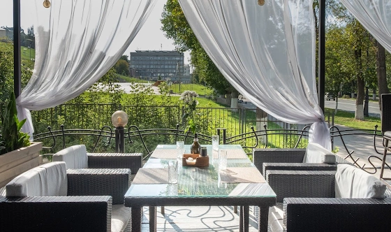 Фото №4 зала Веранда 