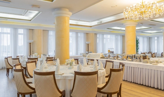 Фото №16 зала Русская Версалия