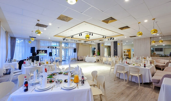 Фото №11 зала Зал ресторана