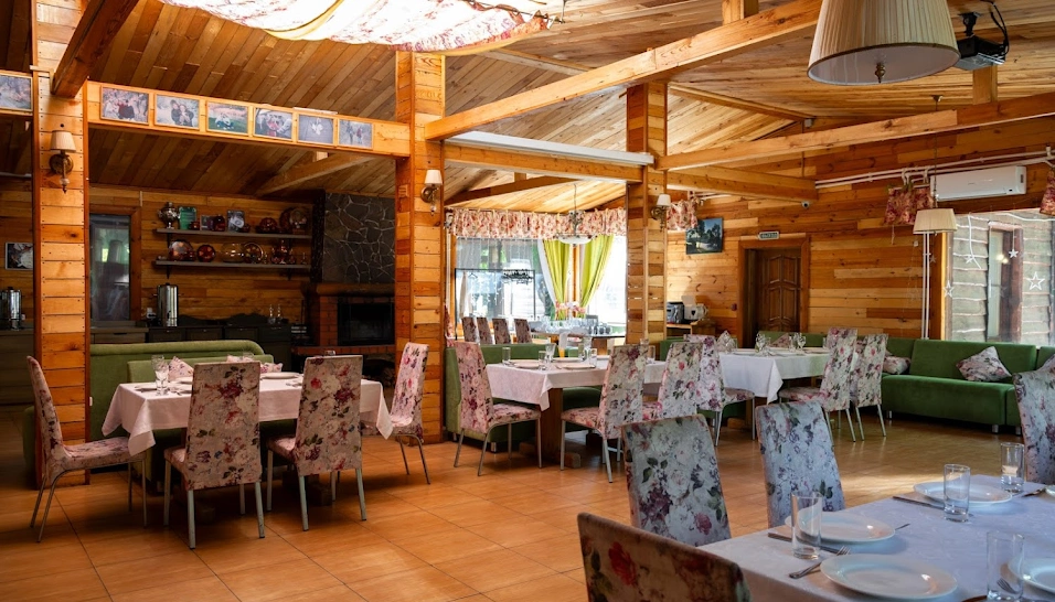 Фото №4 зала Зал "Дубрава"