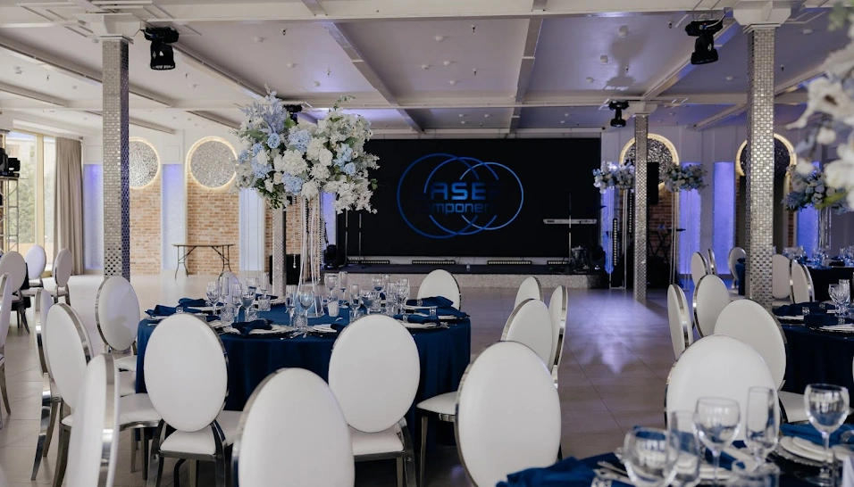 Фото №2 зала Зал Bright