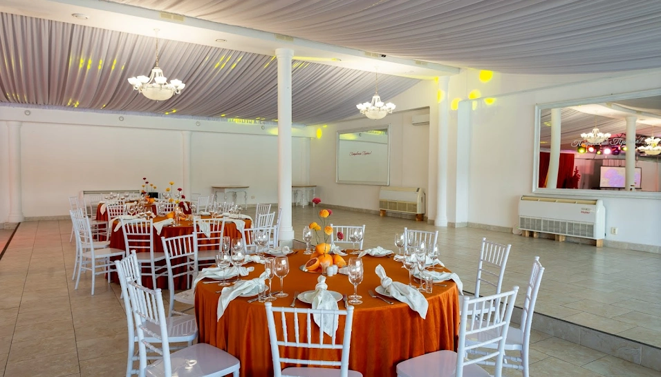 Фото №11 зала Зал "Екатерининский"