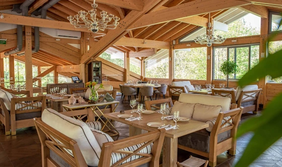 Фото №3 зала Ресторан