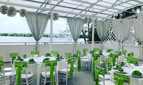 Фото №13 зала Веранда Small River