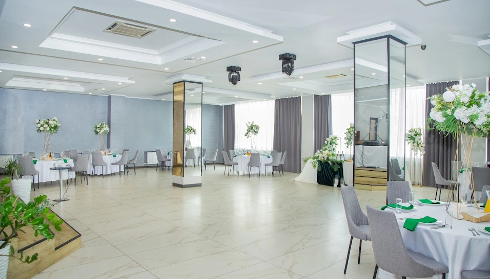 Фото №12 зала Ресторан «Амакс»