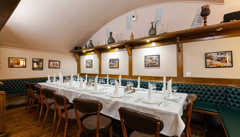 Фото №2 зала Ресторан