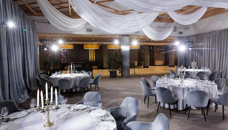 Фото №17 зала Зал "Курай Холл"