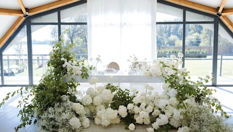 Фото №2 зала THE SUN LAKE