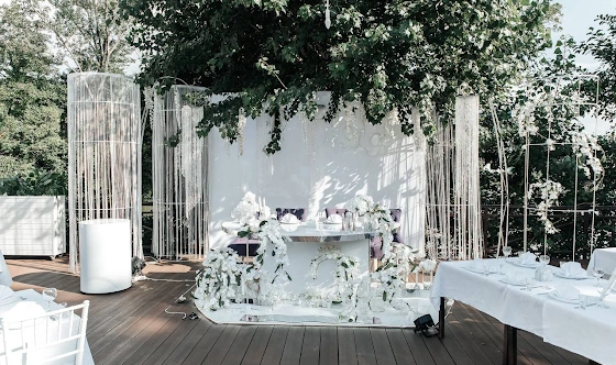 Фото №10 зала Палуба