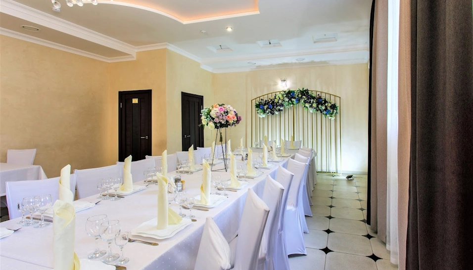 Фото №2 зала Средний зал