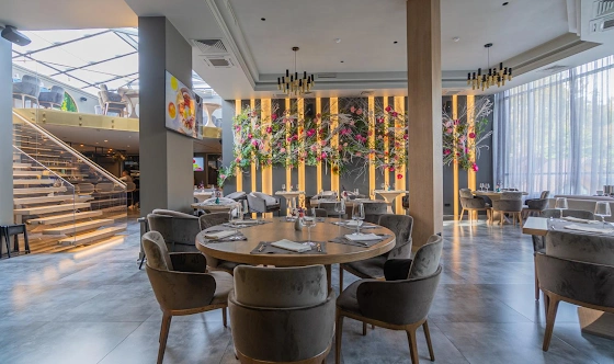 Фото №2 зала Двухуровневый ресторан 