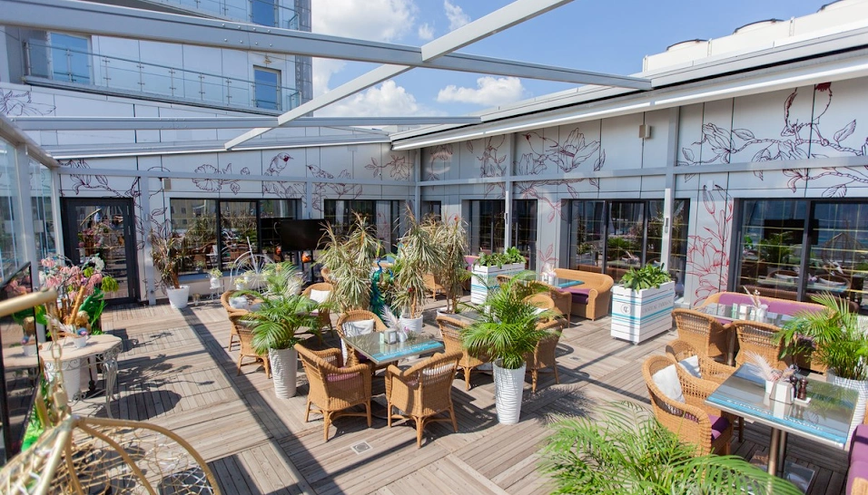 Фото №1 зала Летняя терраса 