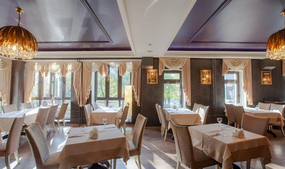 Фото №7 зала Зал ресторана на 2 этаже