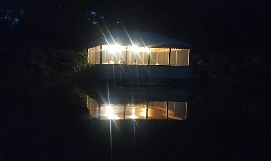 Фото №3 зала Беседка "На воде"