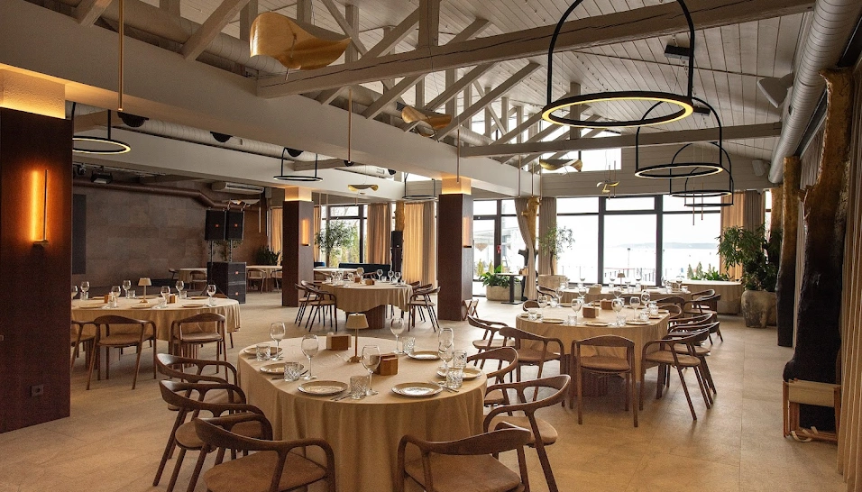 Фото №2 зала Ресторан