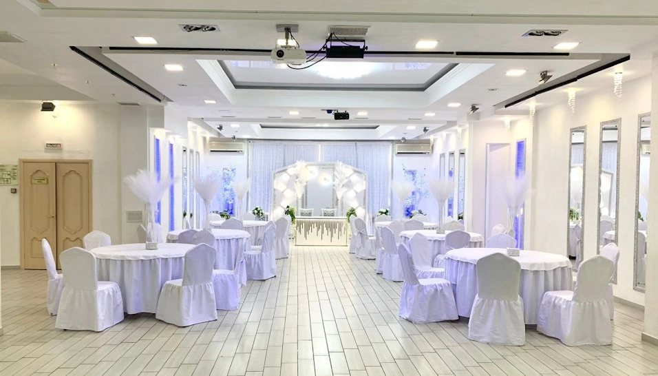 Фото №1 зала Зеркальный зал