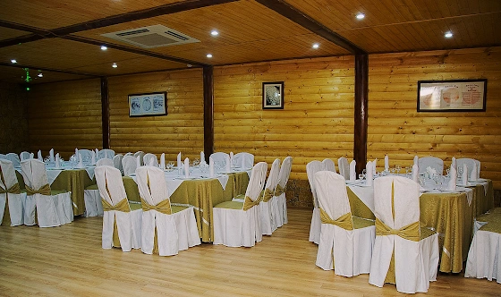 Фото №1 зала Деревянный зал