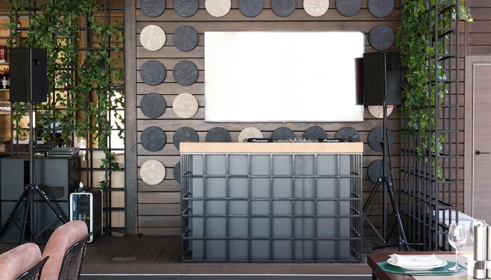 Фото №15 зала Новый летний ресторан Шале