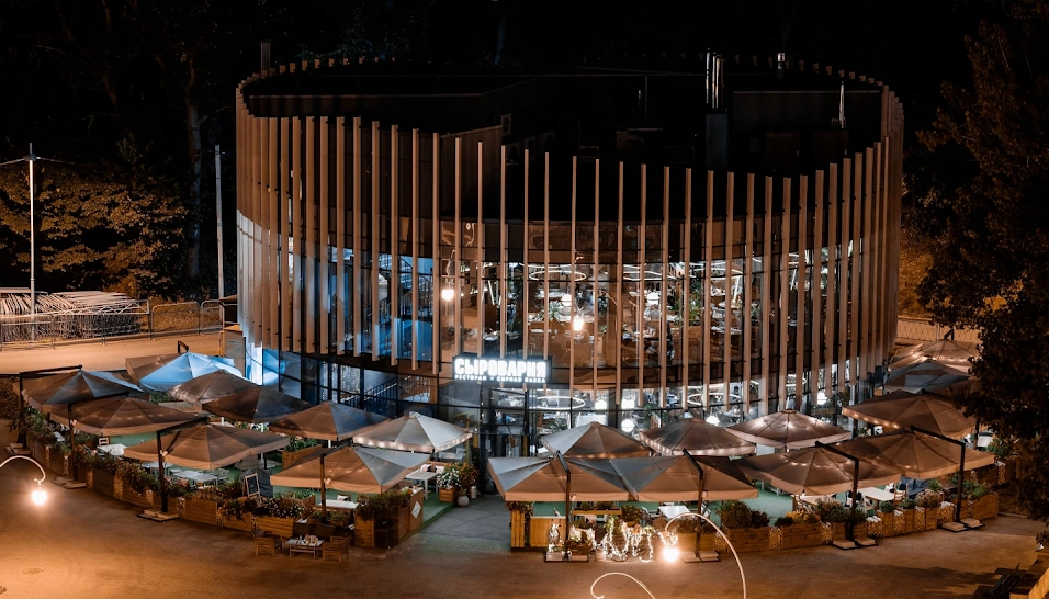 Фото №4 зала Летняя веранда