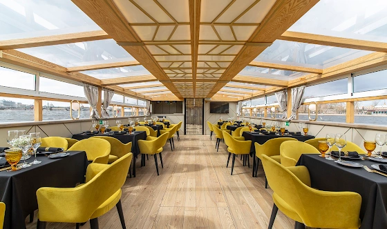 Фото №3 зала Палуба 