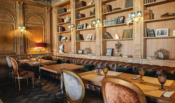 Фото №1 зала Зал «Библиотека»