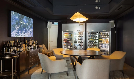 Фото №1 зала Винная комната 