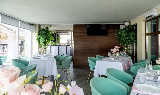 Фото №1 зала Терраса с панорамными окнами