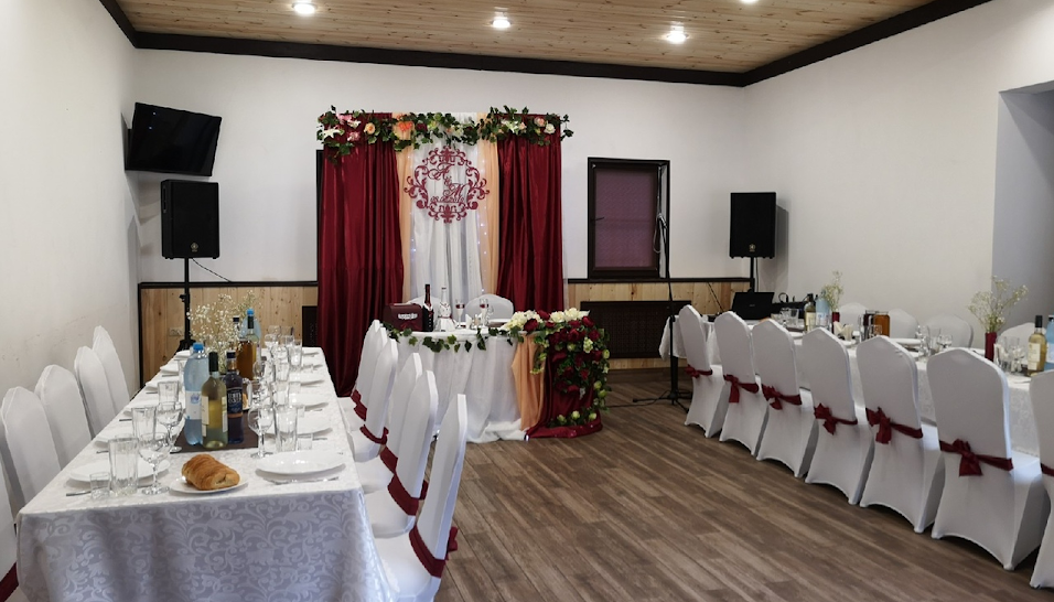 Фото №1 зала Закрытая веранда на 50 человек