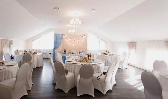 Фото №3 зала Кафе «Багет»