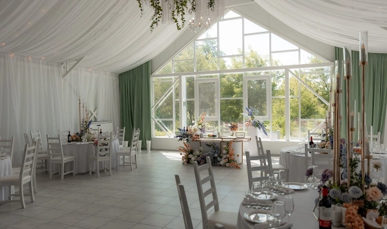 Фото №7 зала Барнхаус