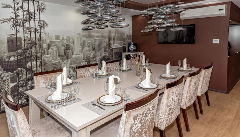 Фото №2 зала Зал «Пурпурный»