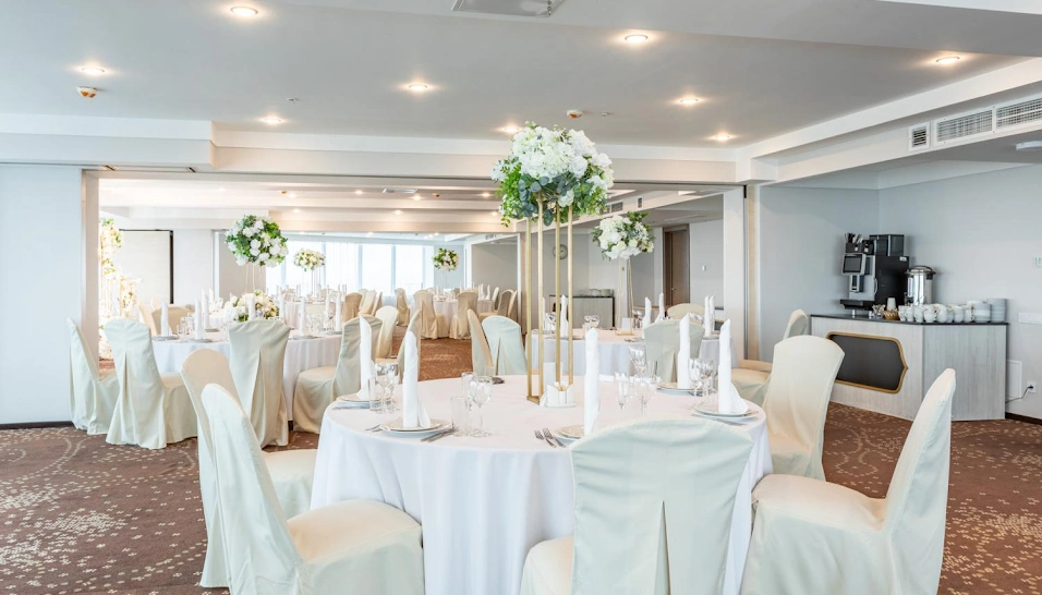 Фото №2 зала Зал «Бриллиантовый» 